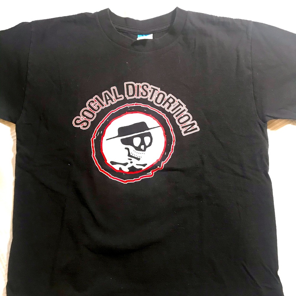 Social Distortion T